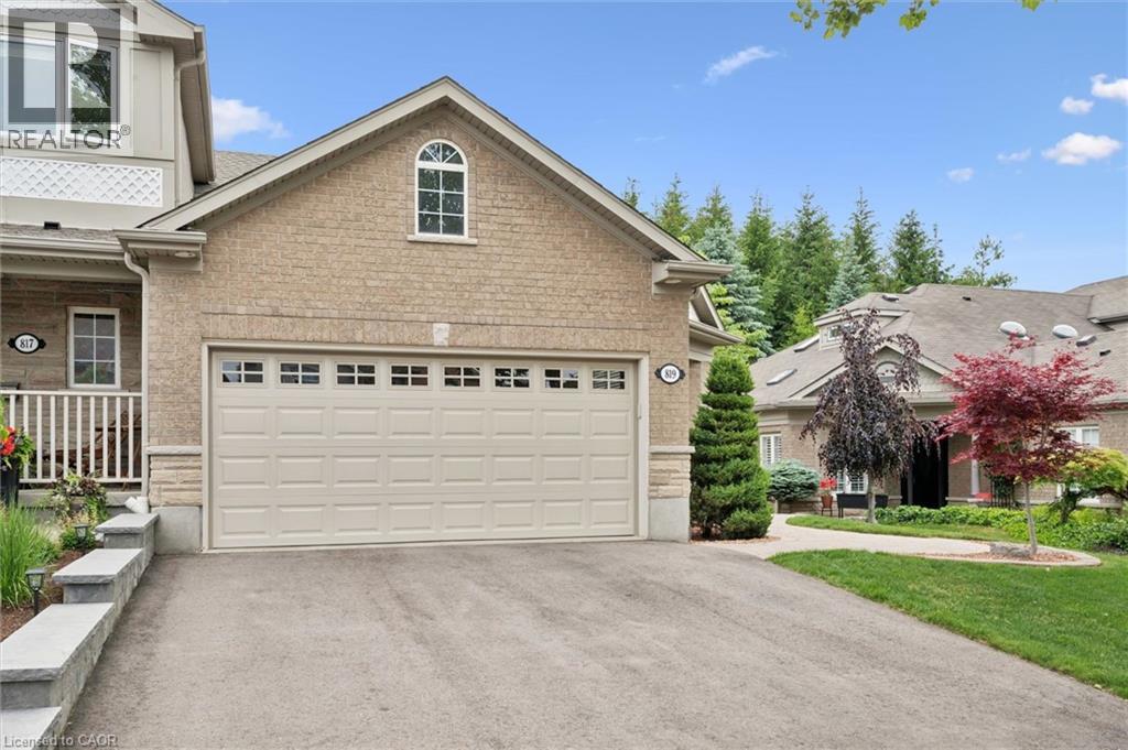 819 CREEKSIDE Drive