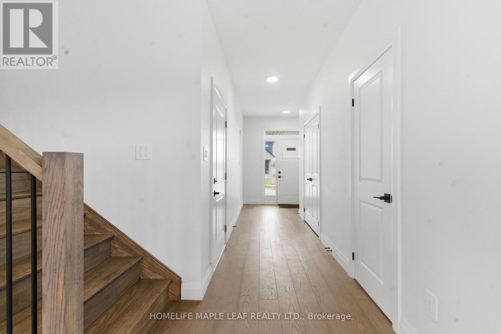 1566 WRIGHT CRESCENT