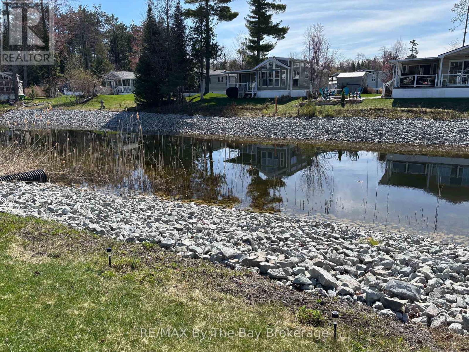 9 KENORA TRAIL