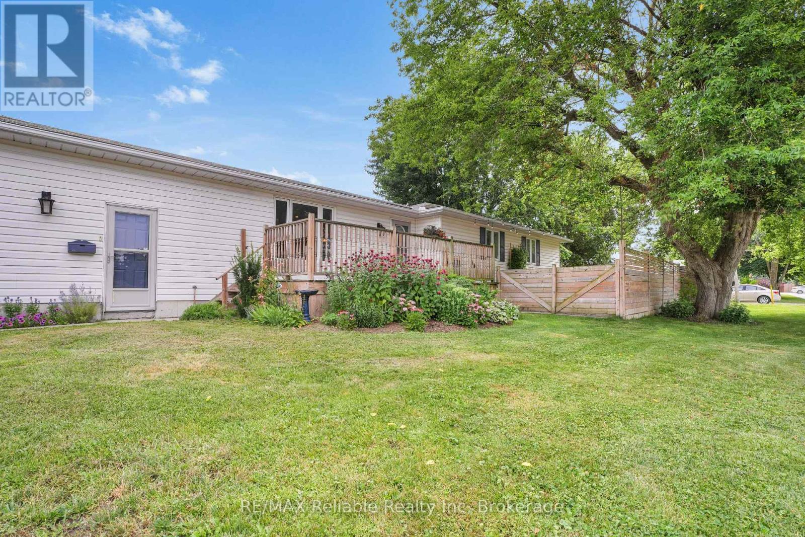 164 SILLS STREET