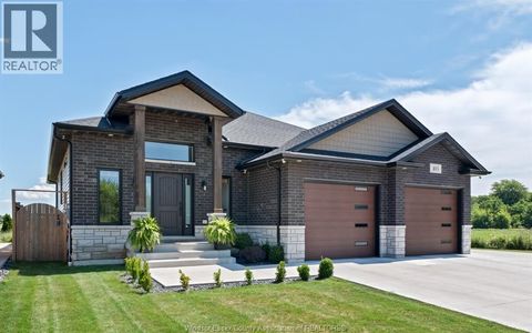 105 CONSERVATION BOULEVARD Kingsville ON N9V0E4