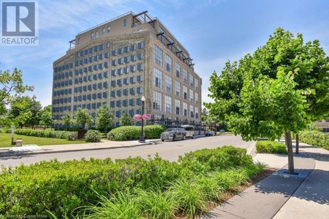 5 FATHER DAVID BAUER Drive Unit# 602 Waterloo ON N2L6M2