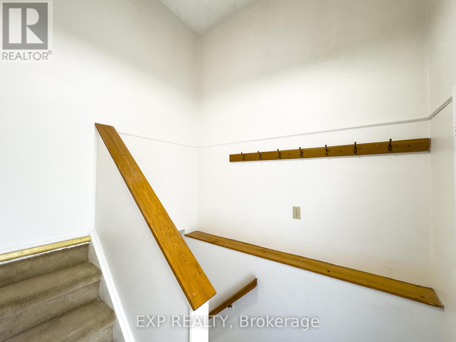LOWER - 222 CASTLEFRANK ROAD