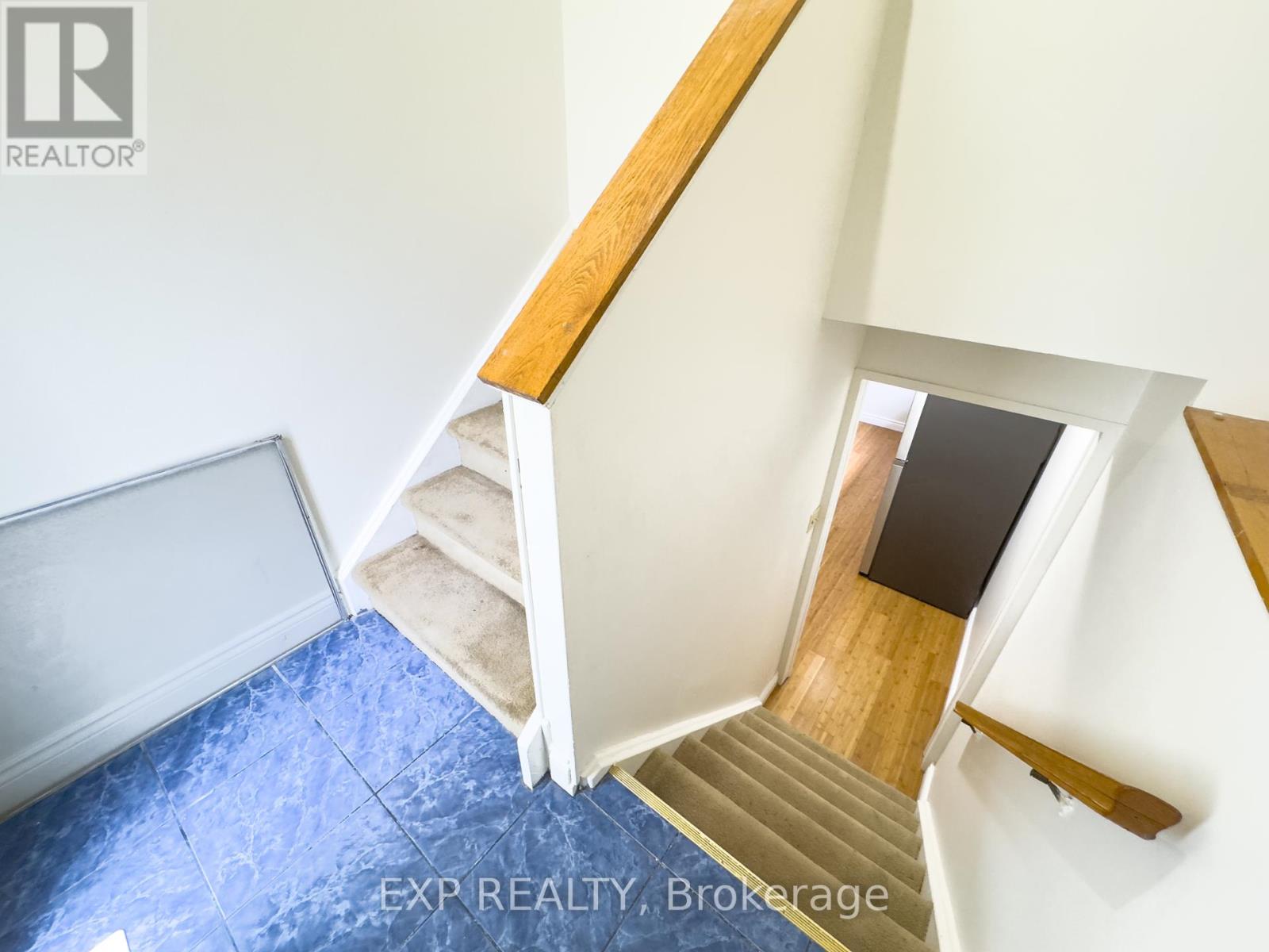 LOWER - 222 CASTLEFRANK ROAD
