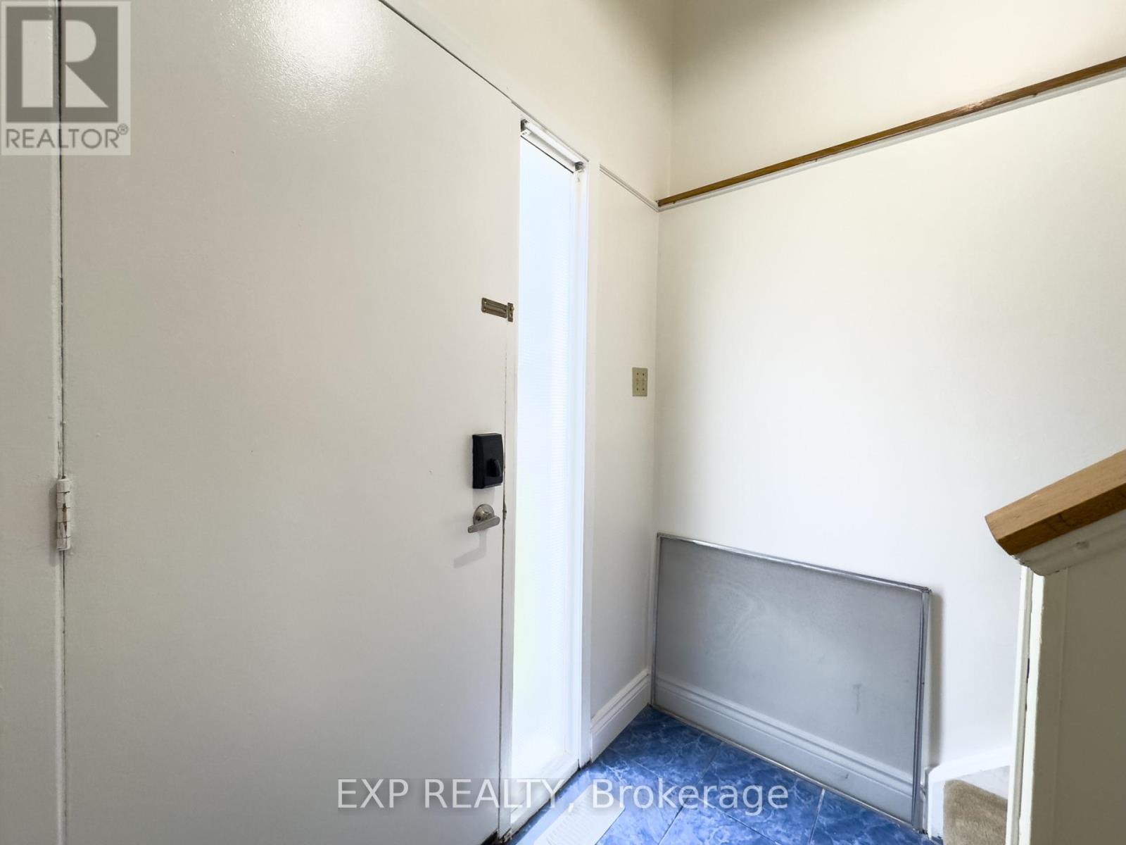 LOWER - 222 CASTLEFRANK ROAD