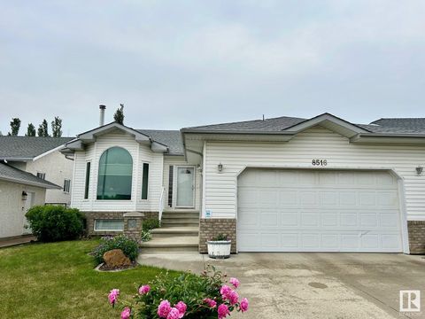 8516 158A AV NW Edmonton AB T5Z3B6