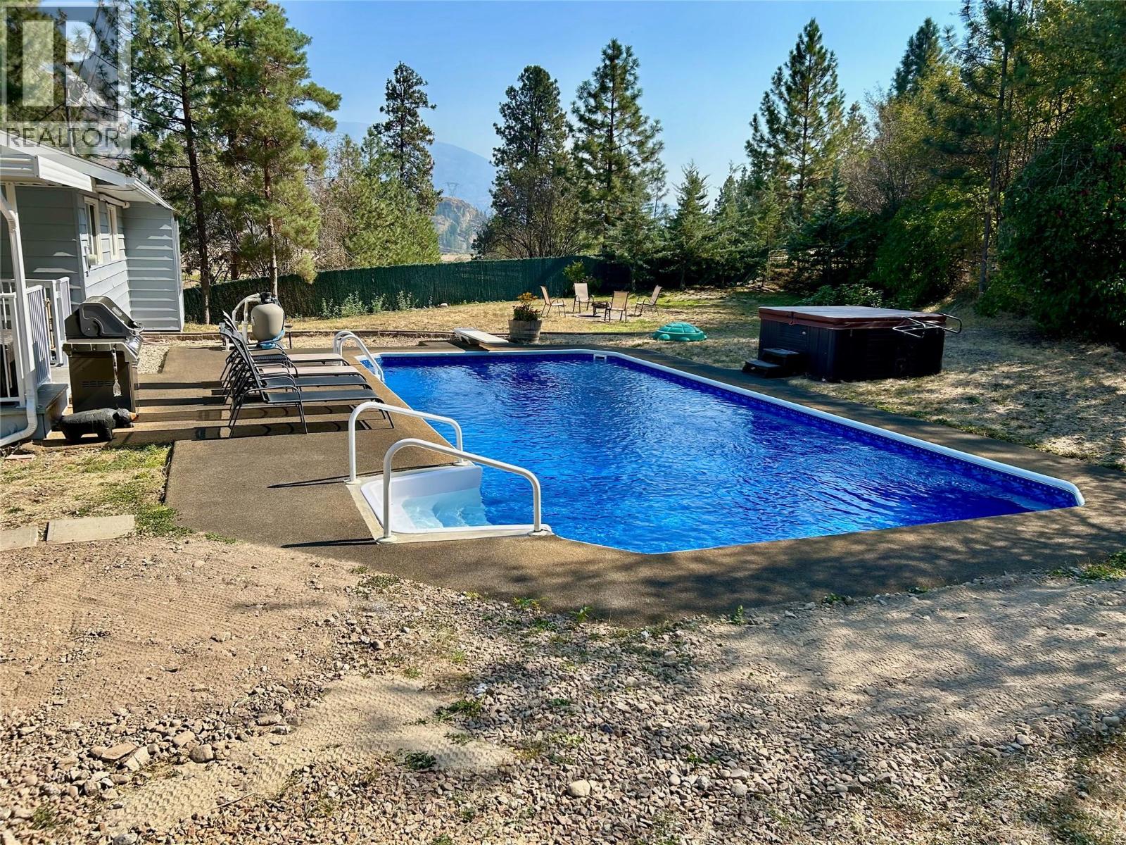 2807 Willowbrook Rd Road