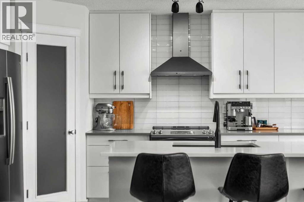 218 Coville Circle  NE