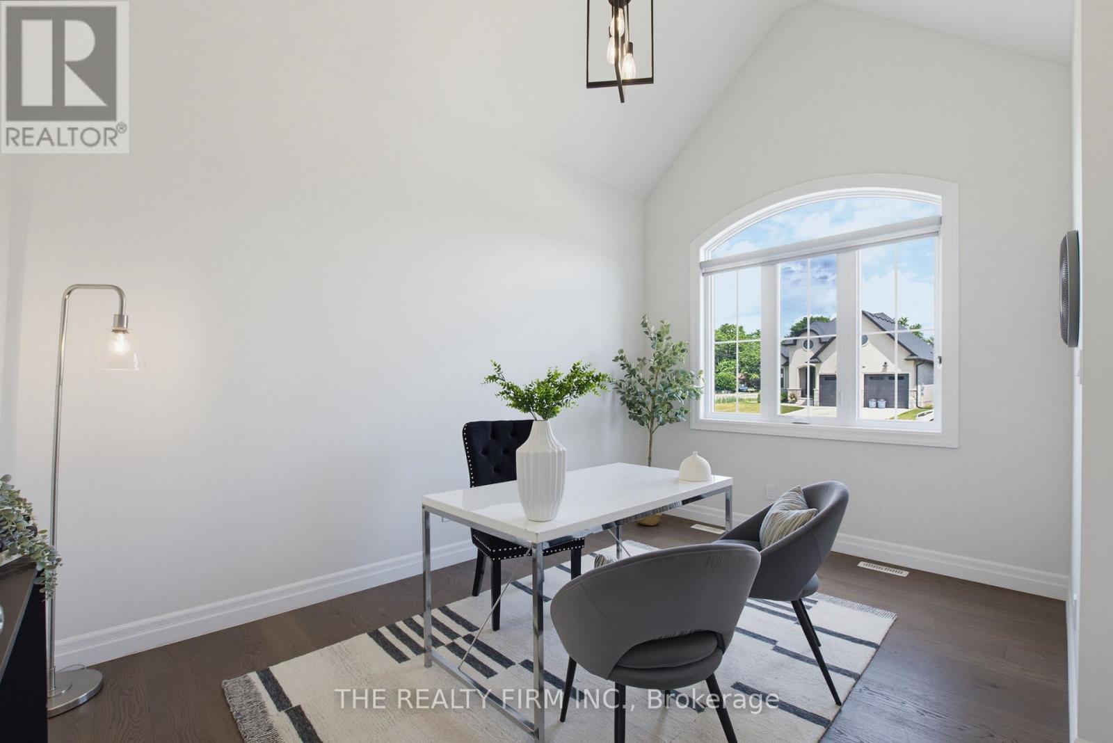 7 ASPEN CIRCLE