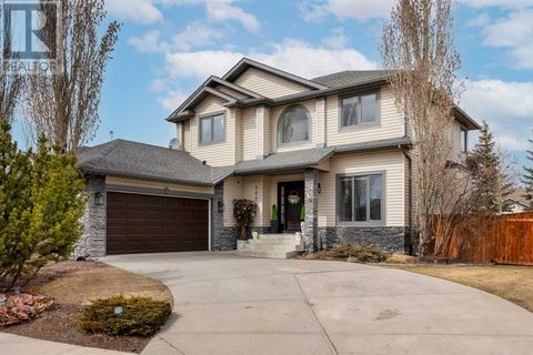 122 Canoe Crescent SW Airdrie AB T4B2N9