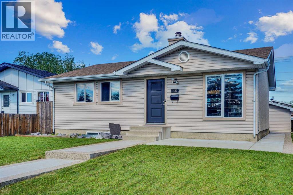 1527 Maitland Drive NE