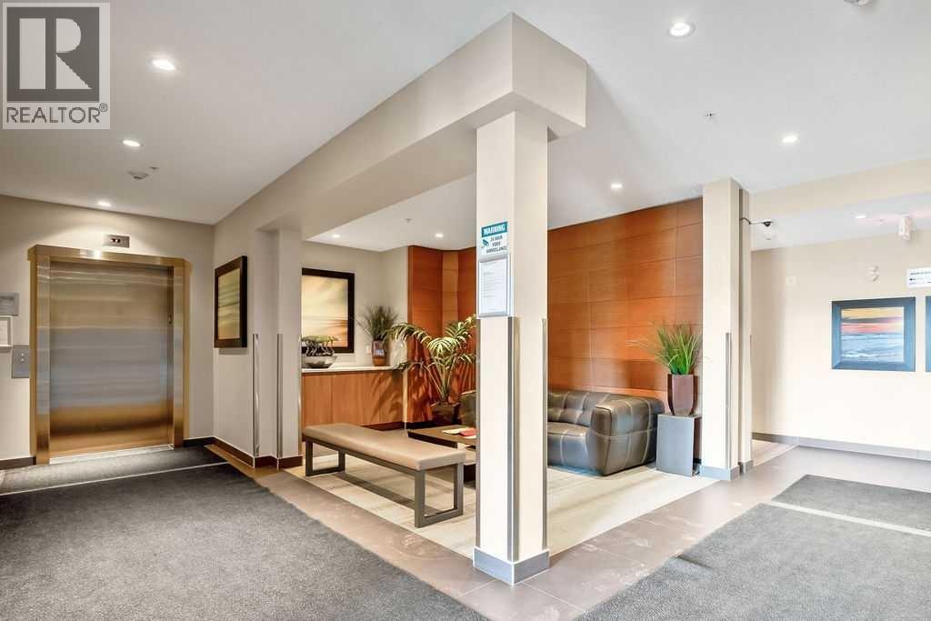 321, 402 Marquis Lane SE