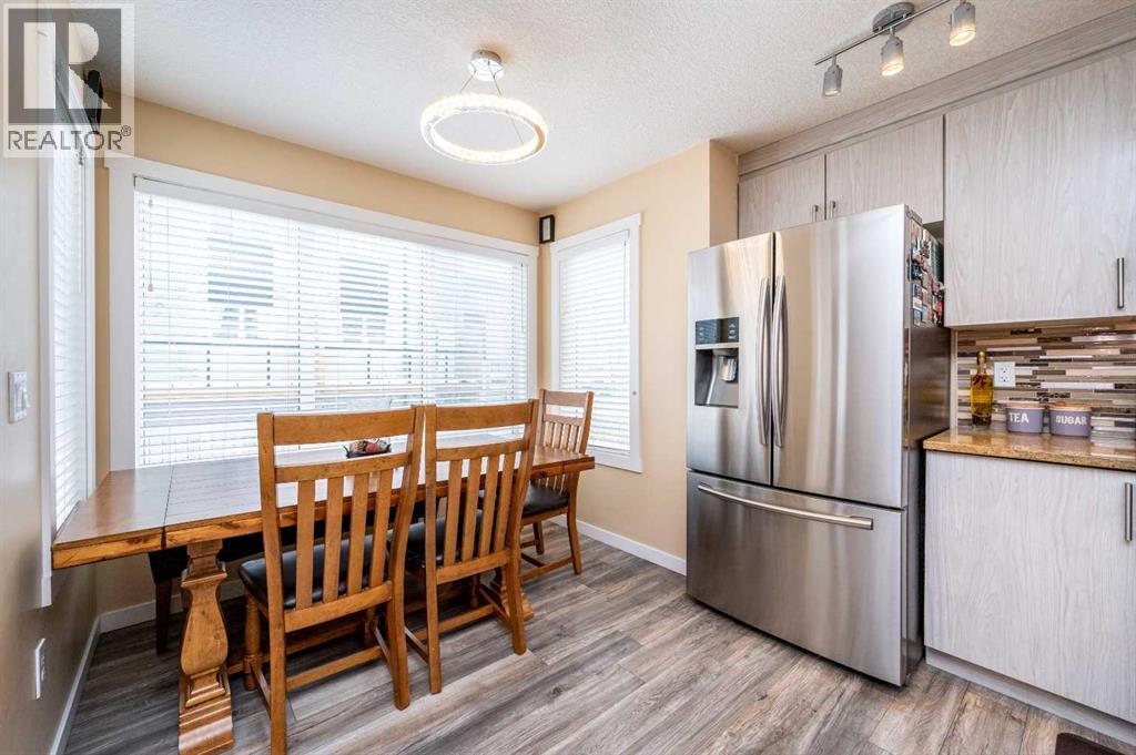 60 Covecreek Mews NE