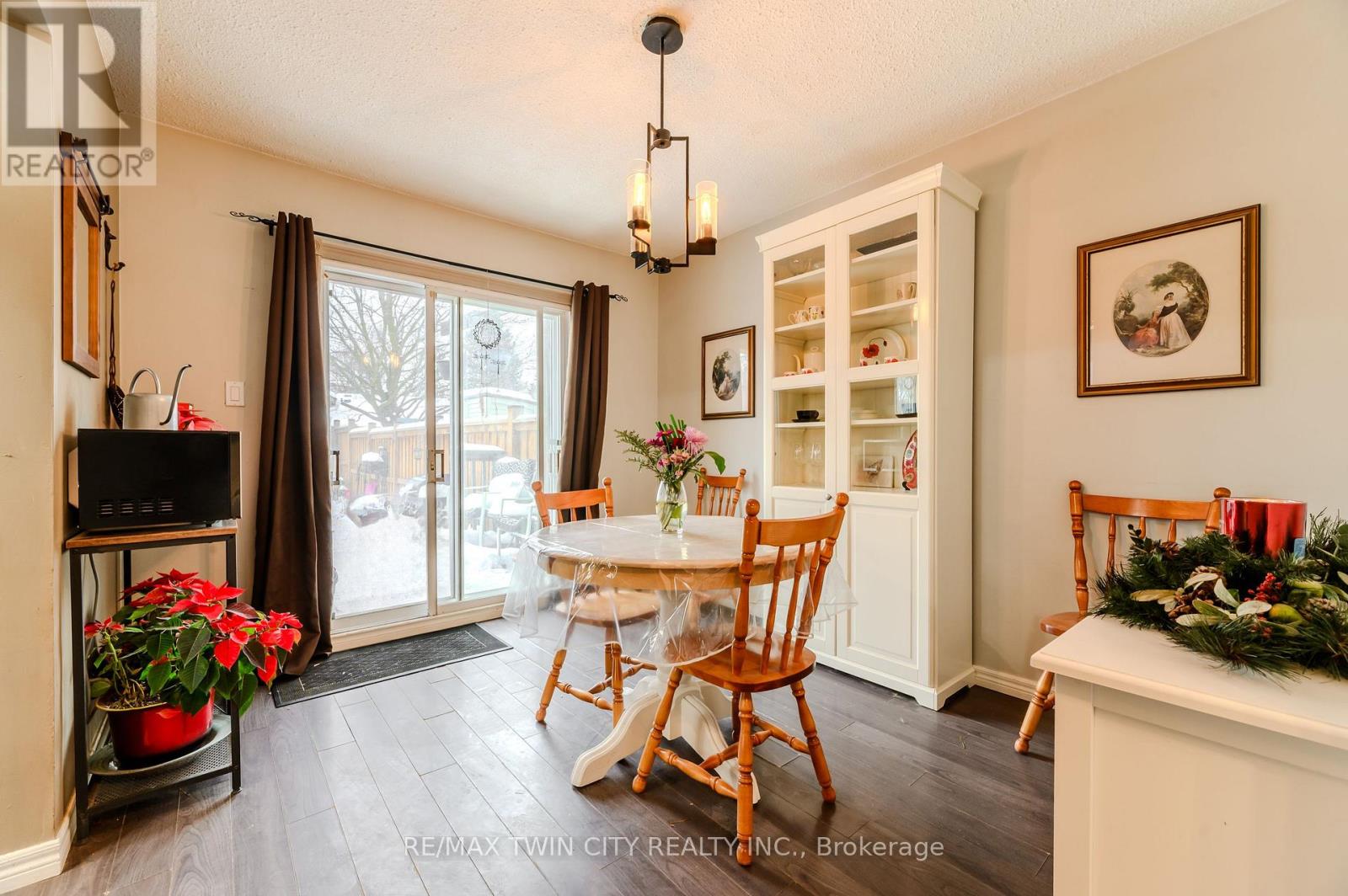 12 WHITE OWL CRESCENT