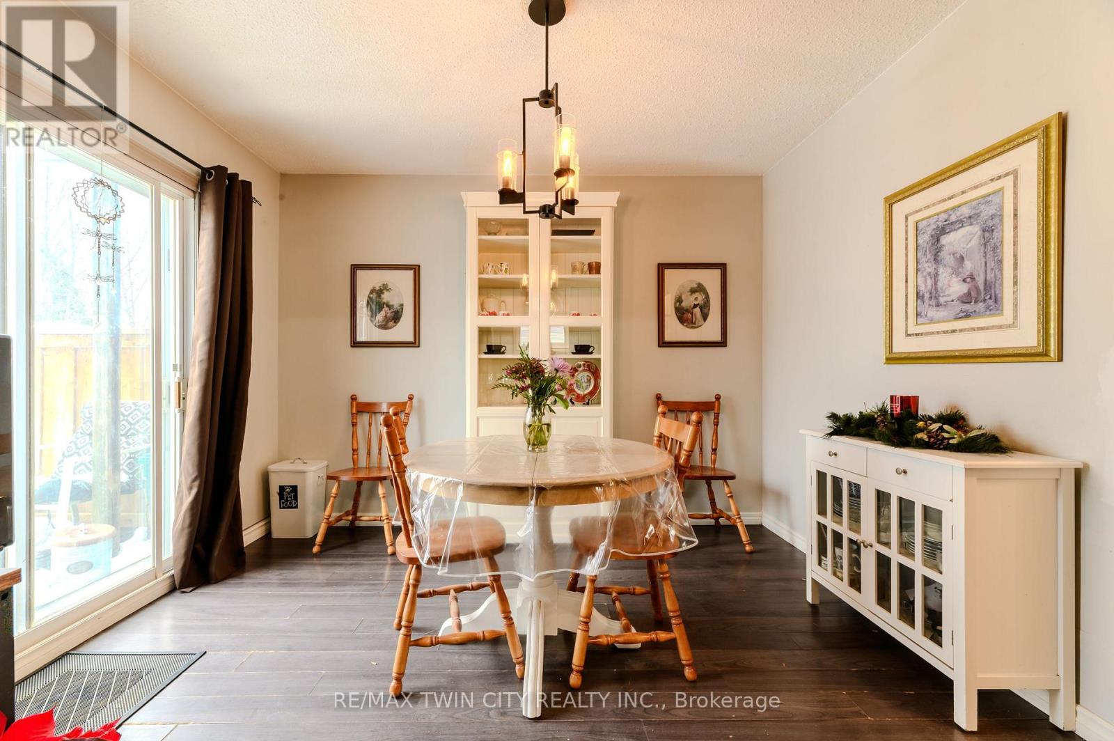 12 WHITE OWL CRESCENT