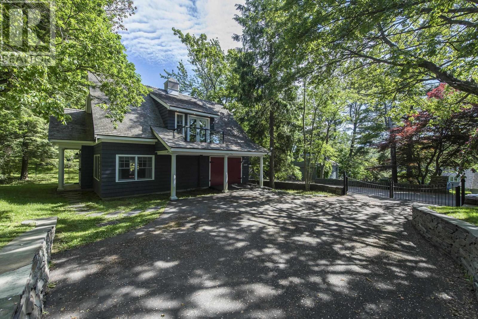 1462 Thornvale Avenue|1445 Birchdale Ave