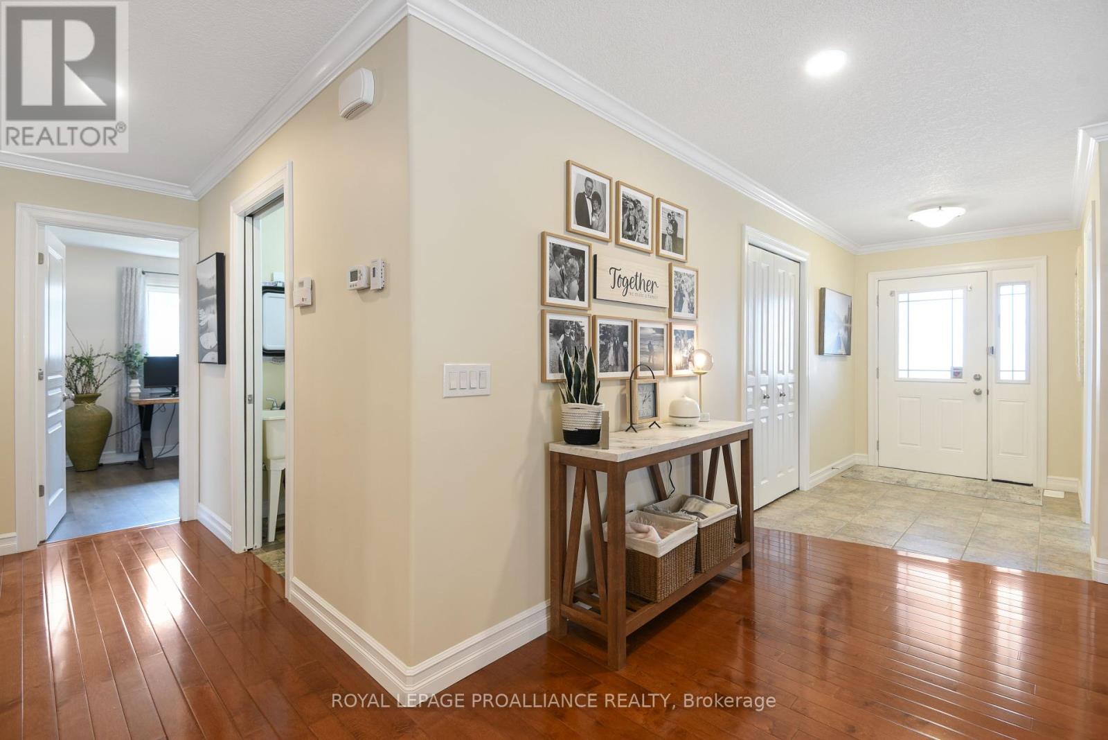1047 FITZSIMMONS DRIVE