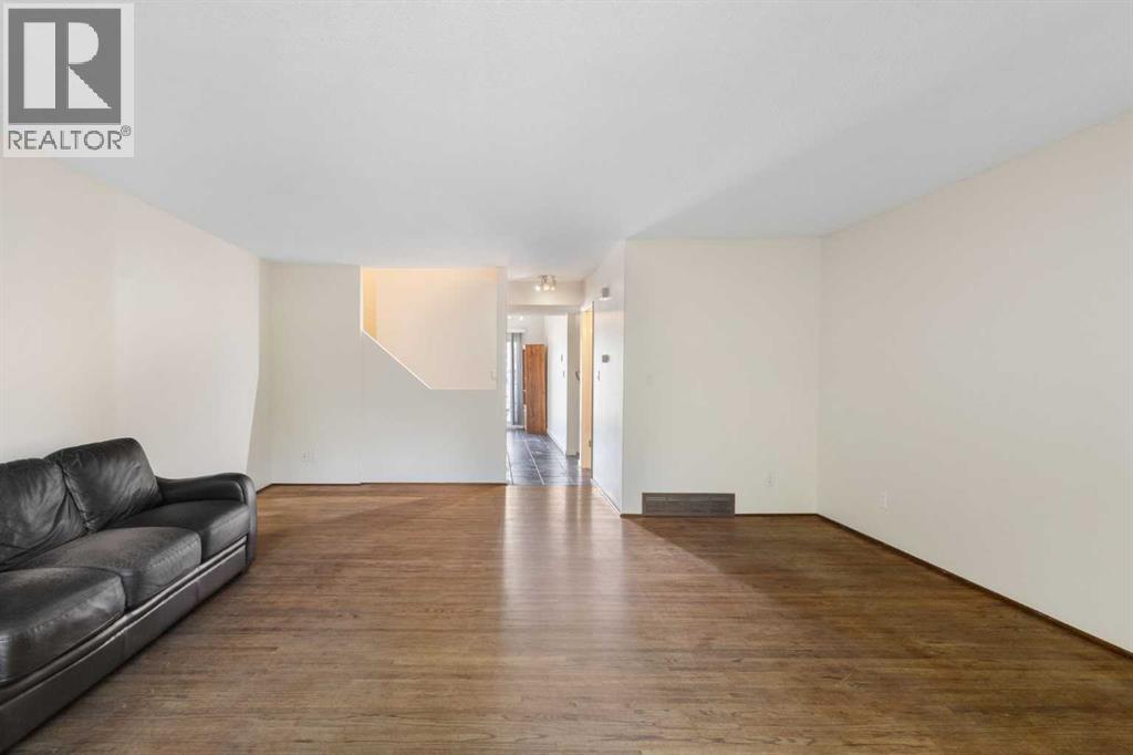 303, 1305 Glenmore Trail SW