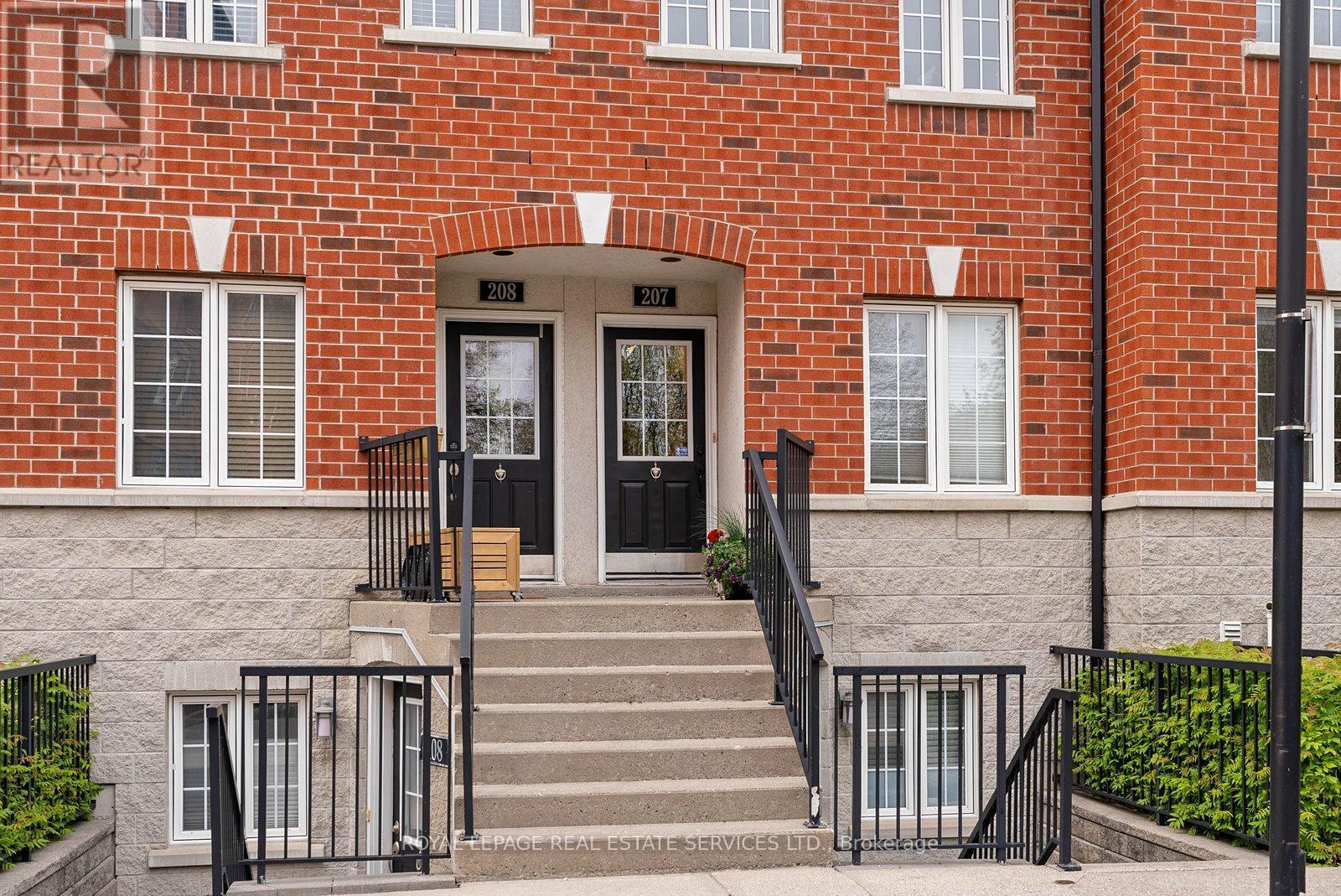 207 - 262 ST HELENS AVENUE