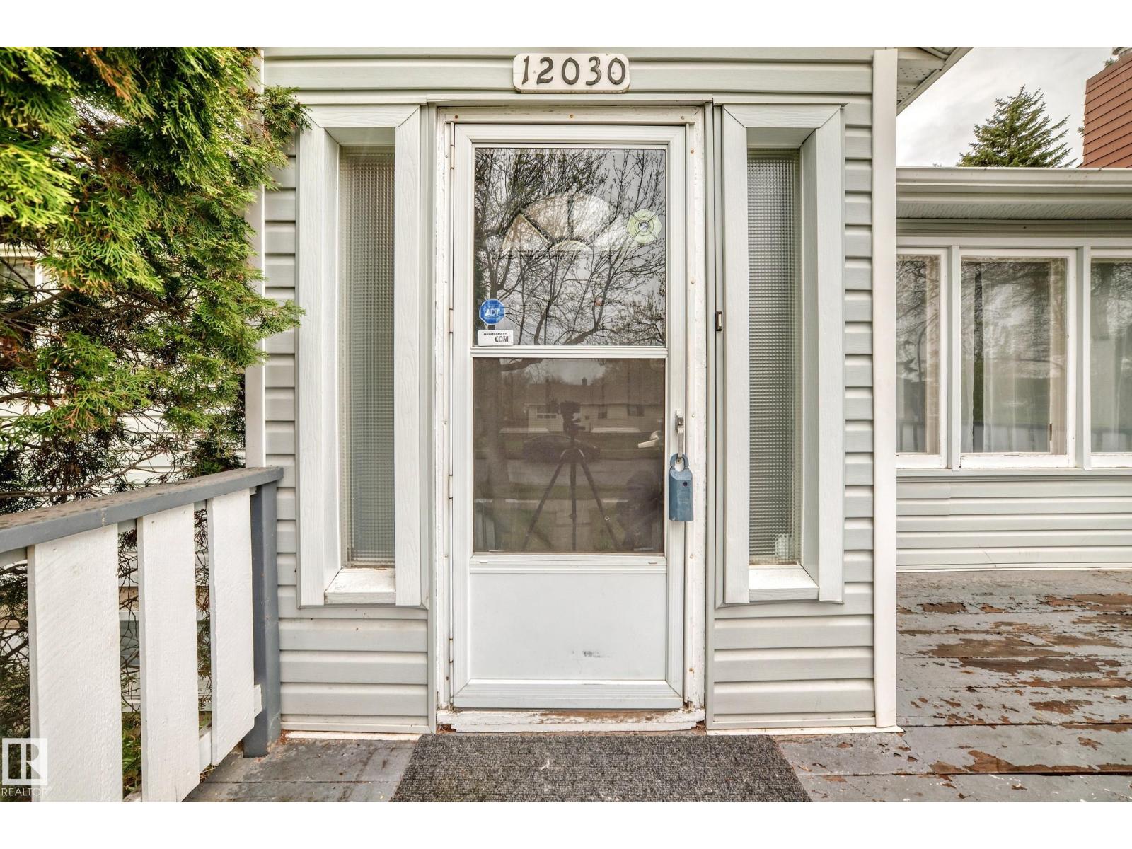 12030 48 ST NW
