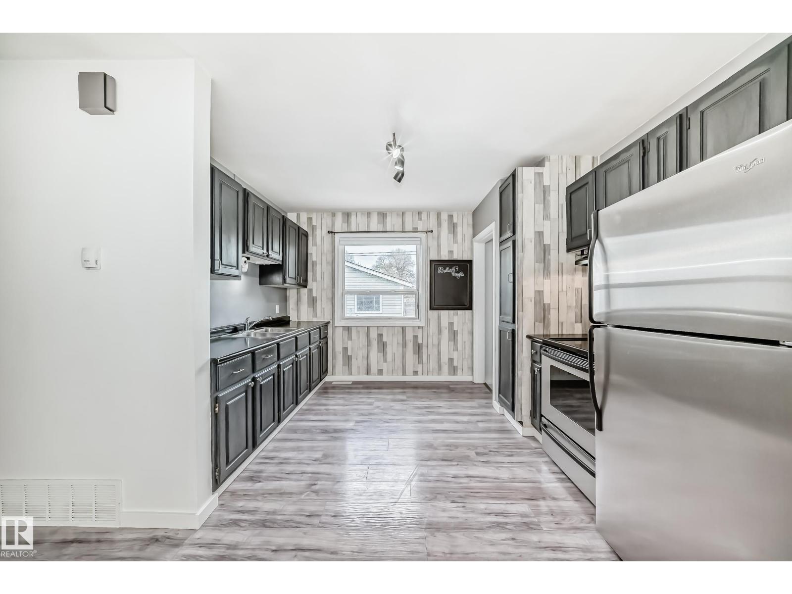 12030 48 ST NW