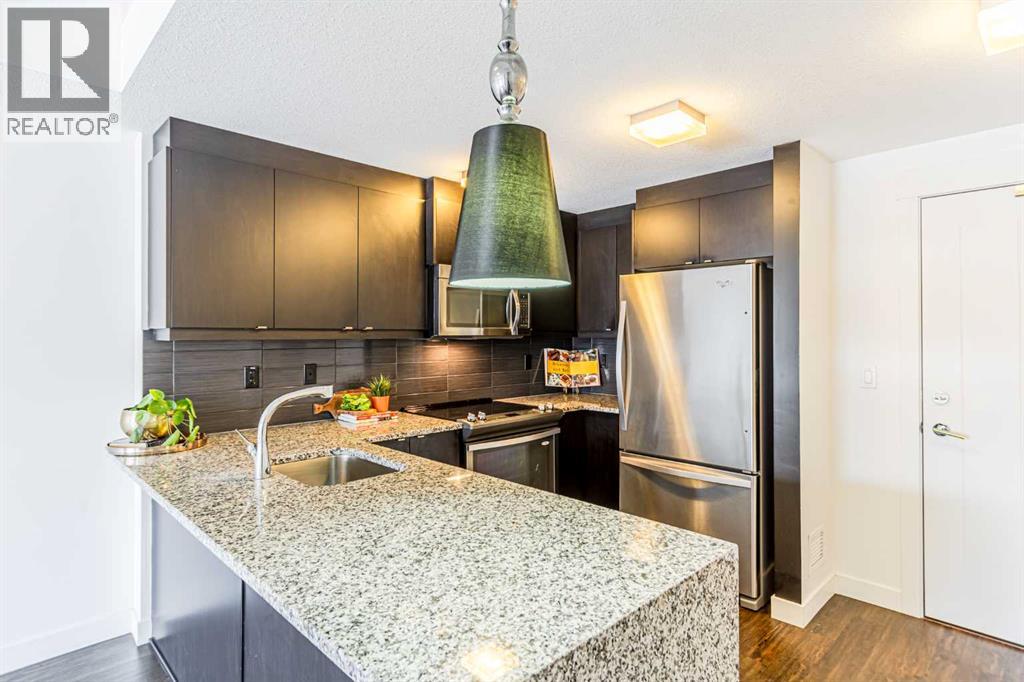 303, 45 Aspenmont Heights SW