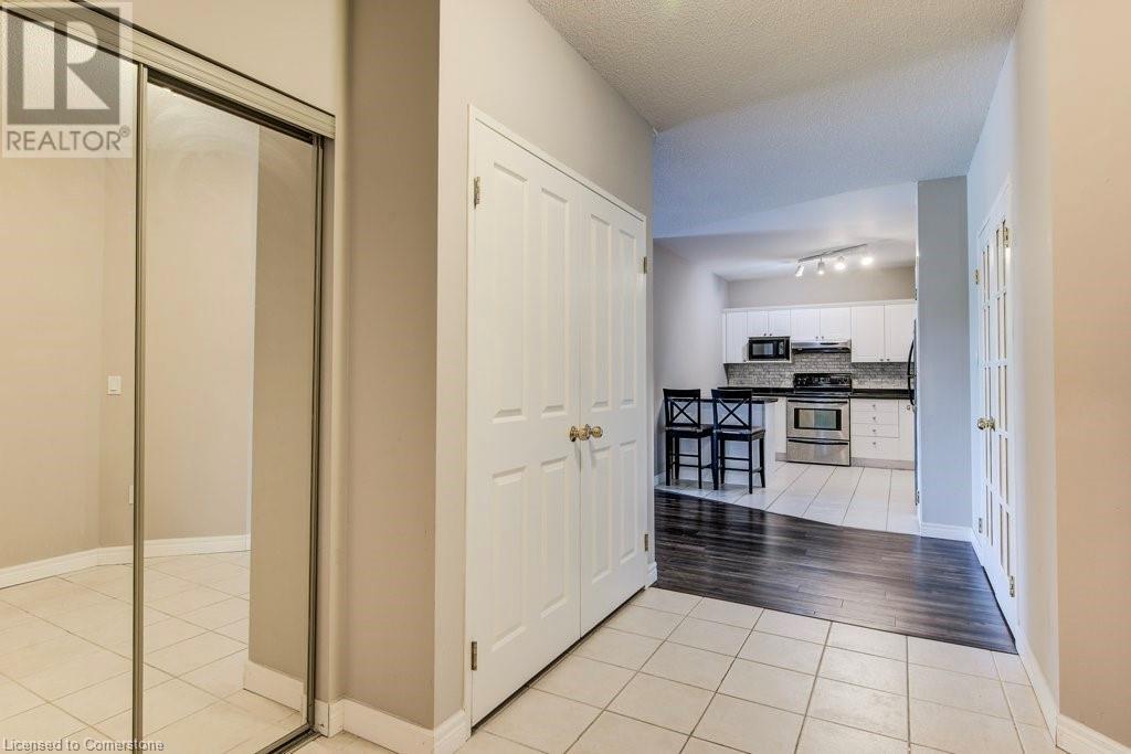 255 KEATS Way Unit# 607
