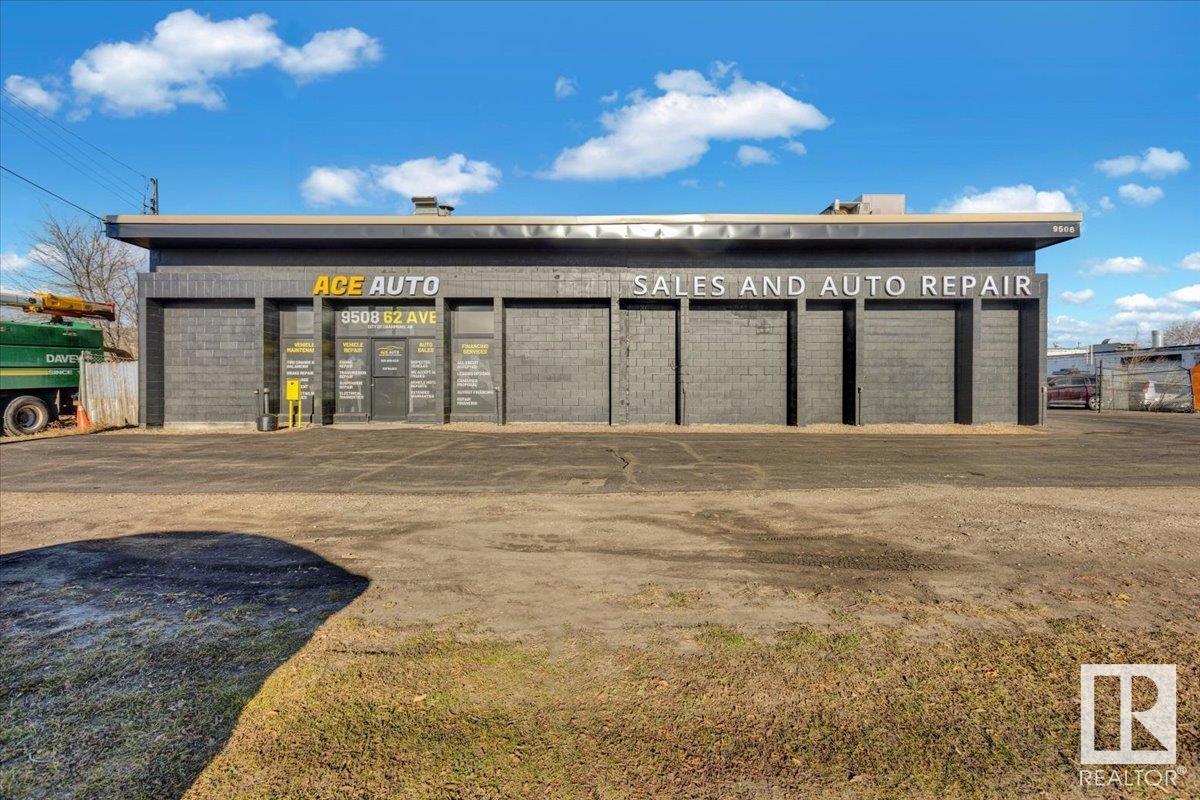 9508 62 AV NW