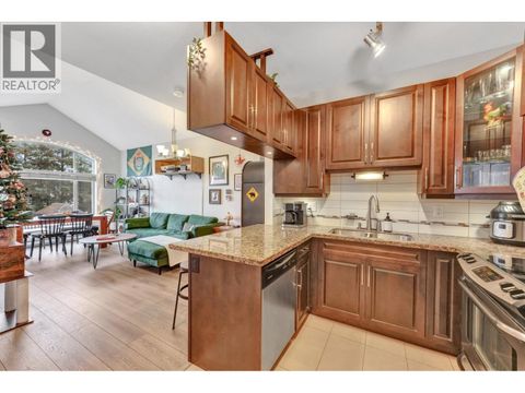 411 12525 190A STREET Pitt Meadows BC V3Y0E1