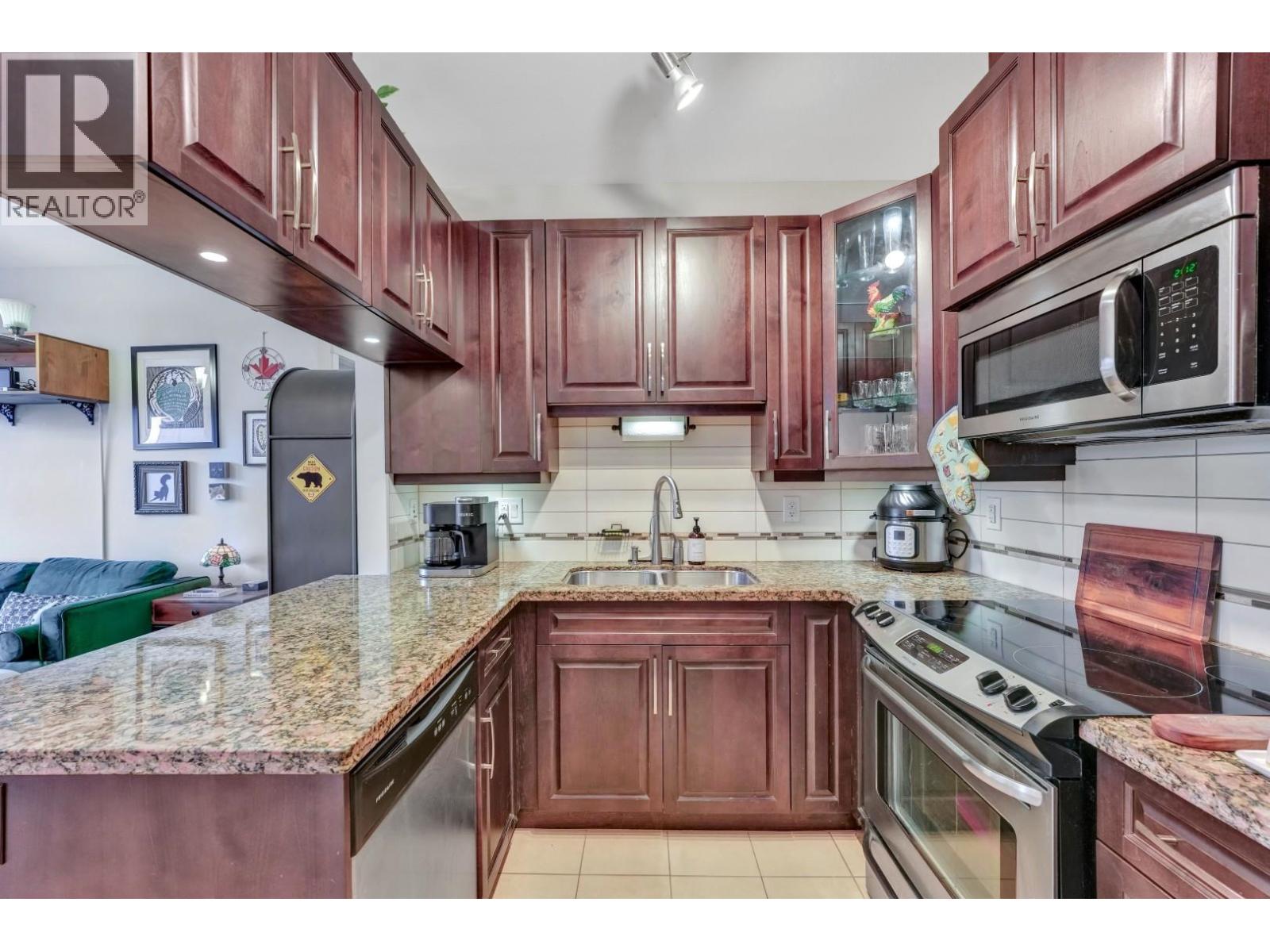 411 12525 190A STREET