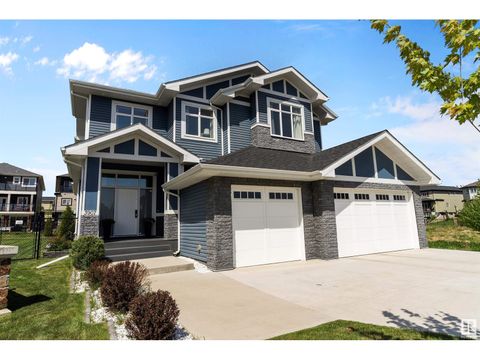 3907 47 AV Beaumont AB T4X1X7