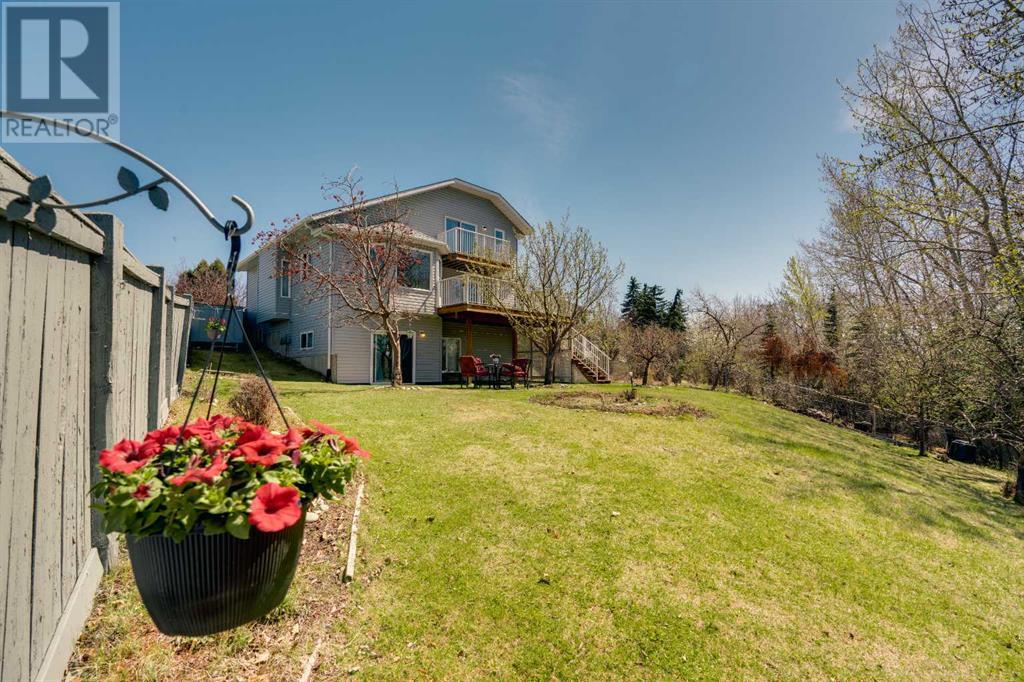95 Riverside Close SE