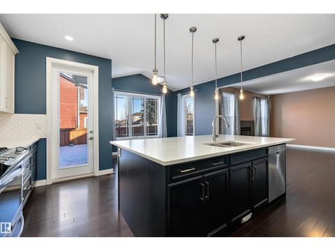 103 ROSEMOUNT BA Beaumont AB T4X0B9