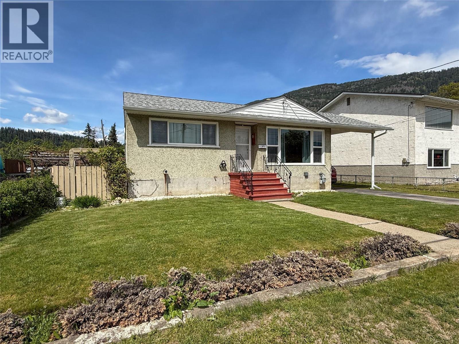 157 Crescent Street