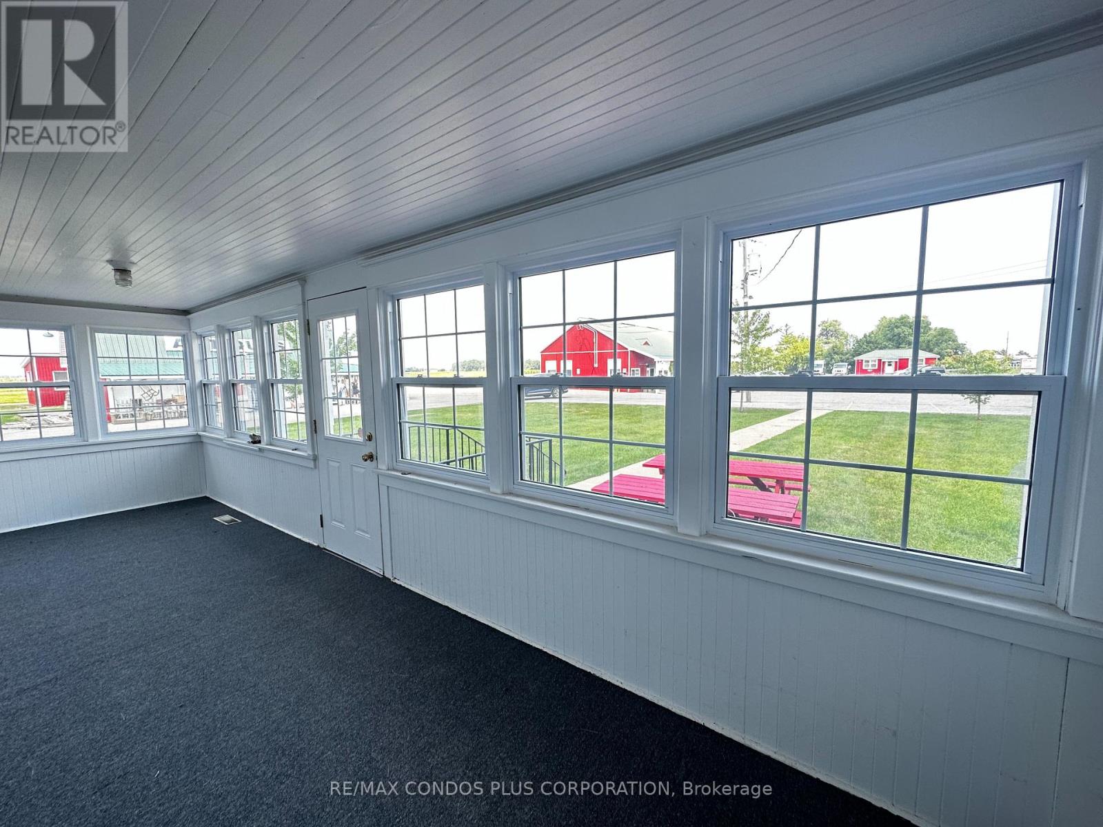 758 NIAGARA STONE ROAD