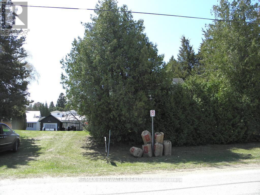 6493 WEST PARKWAY DRIVE