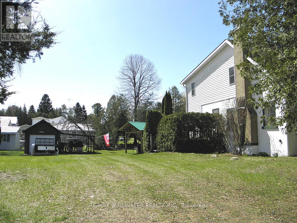 6493 WEST PARKWAY DRIVE