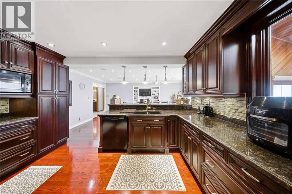 47 BURNT EMBER Court