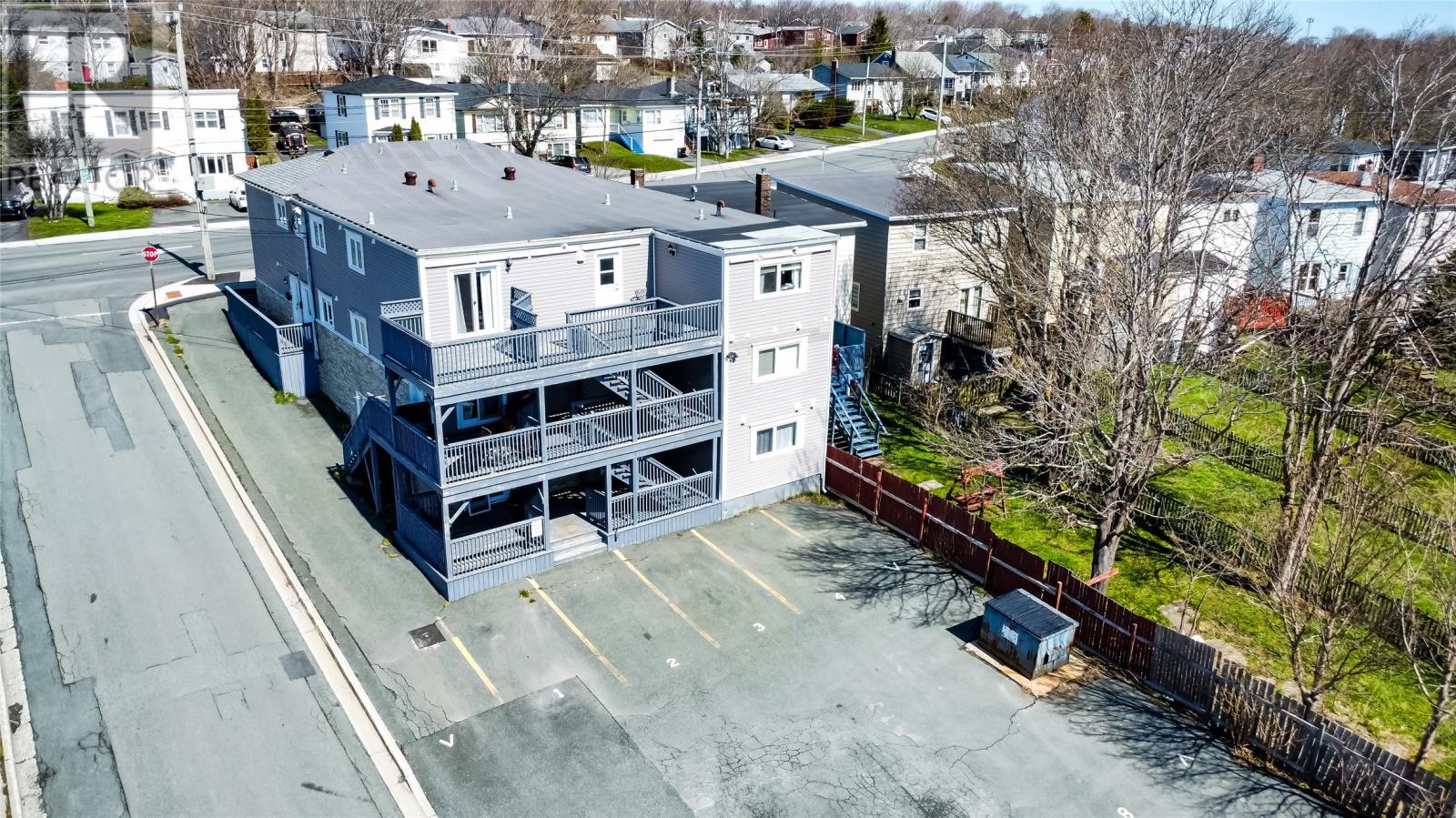 239 Craigmillar Avenue Unit#202