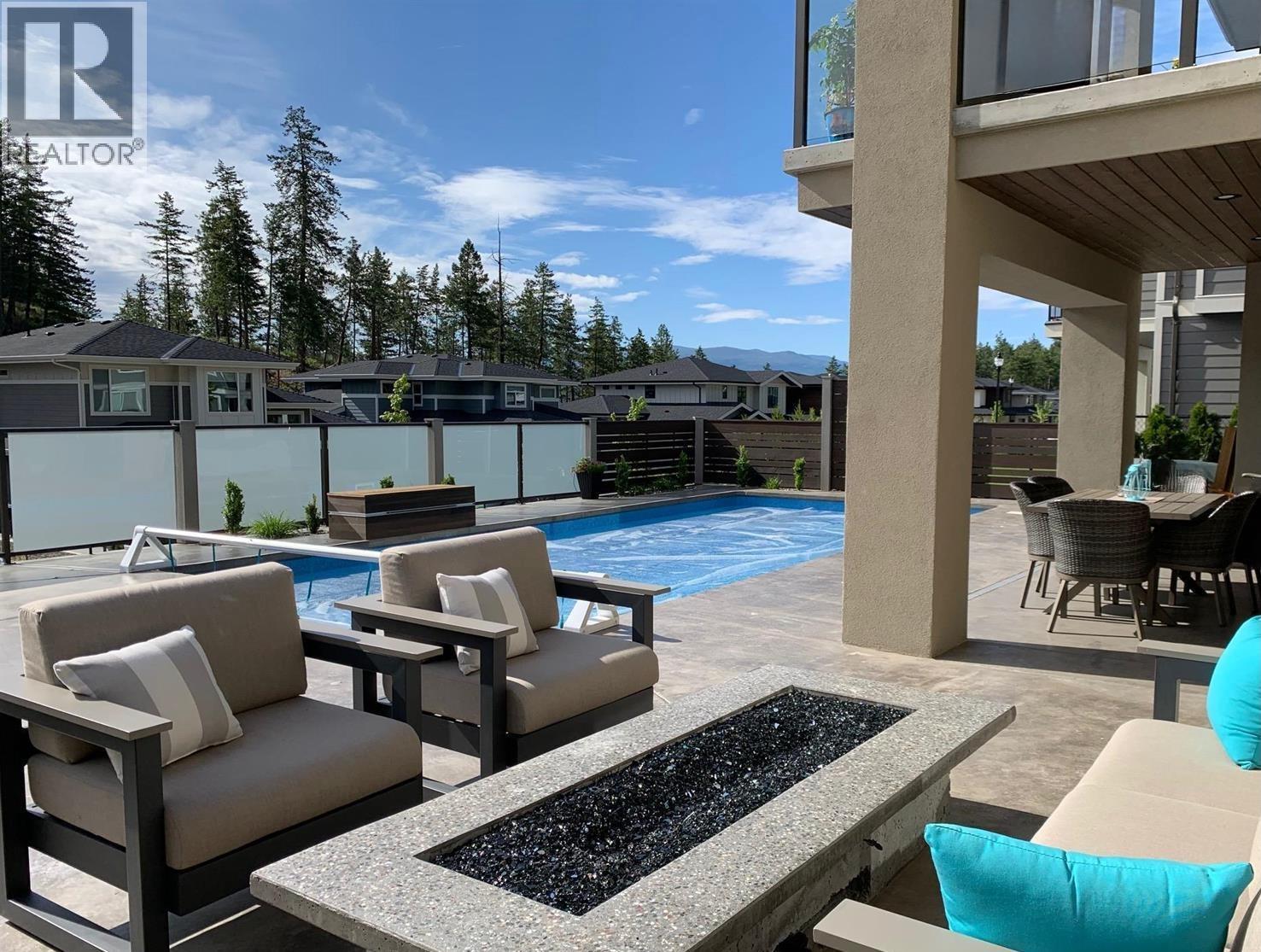 123 Split Pine Court