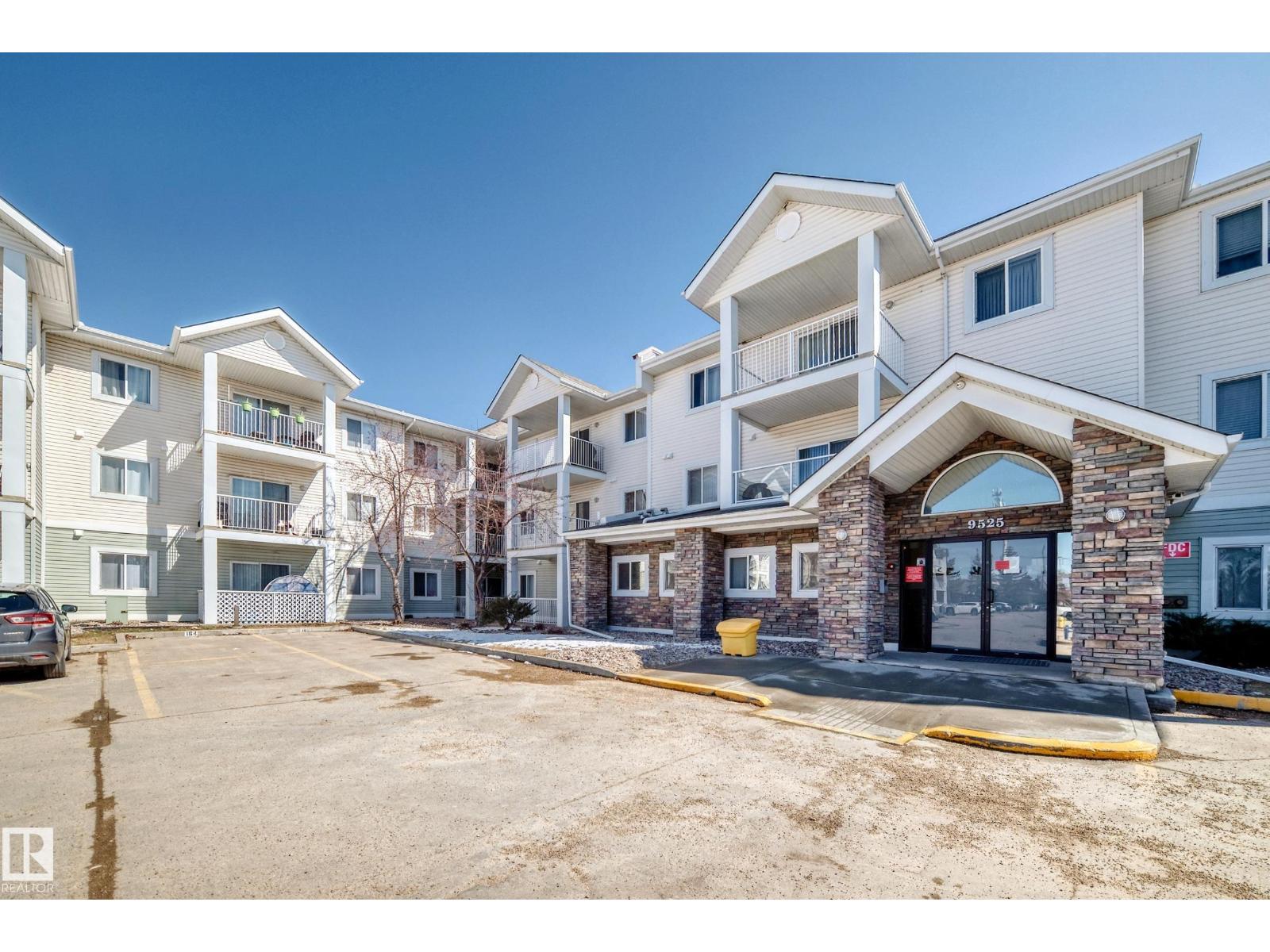 #324 9525 162 AV NW NW