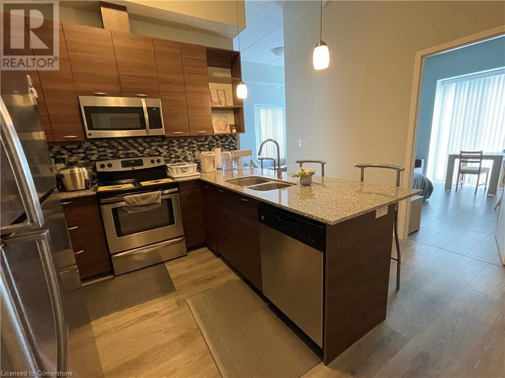 318 SPRUCE Street Unit# 302