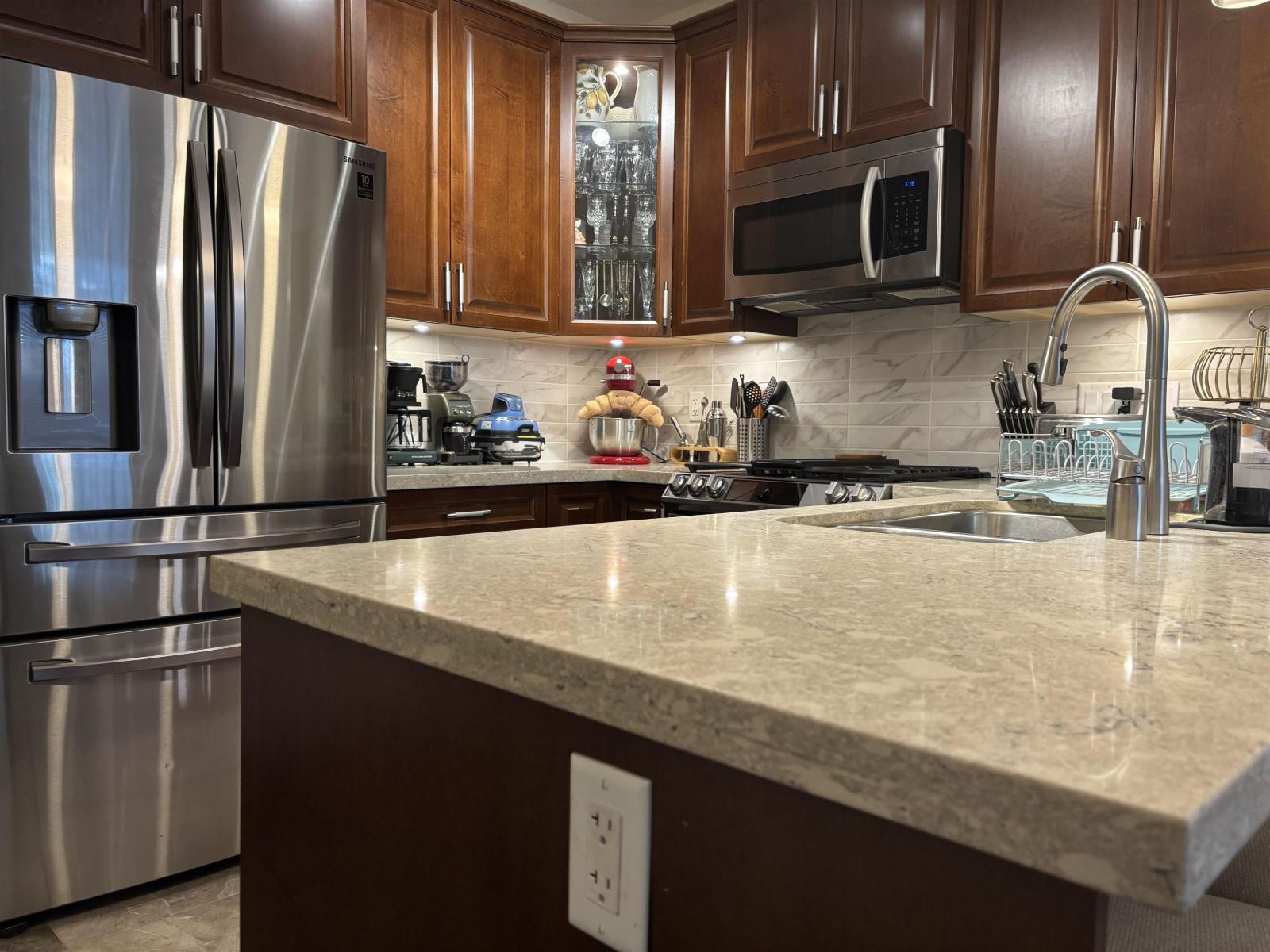 505 3535 146A STREET