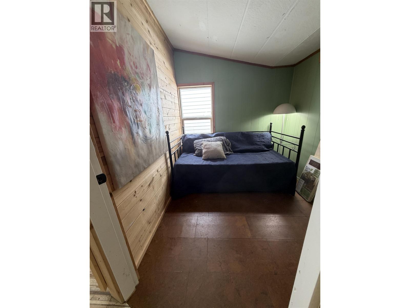 3 3728 S CARIBOO 97 HIGHWAY