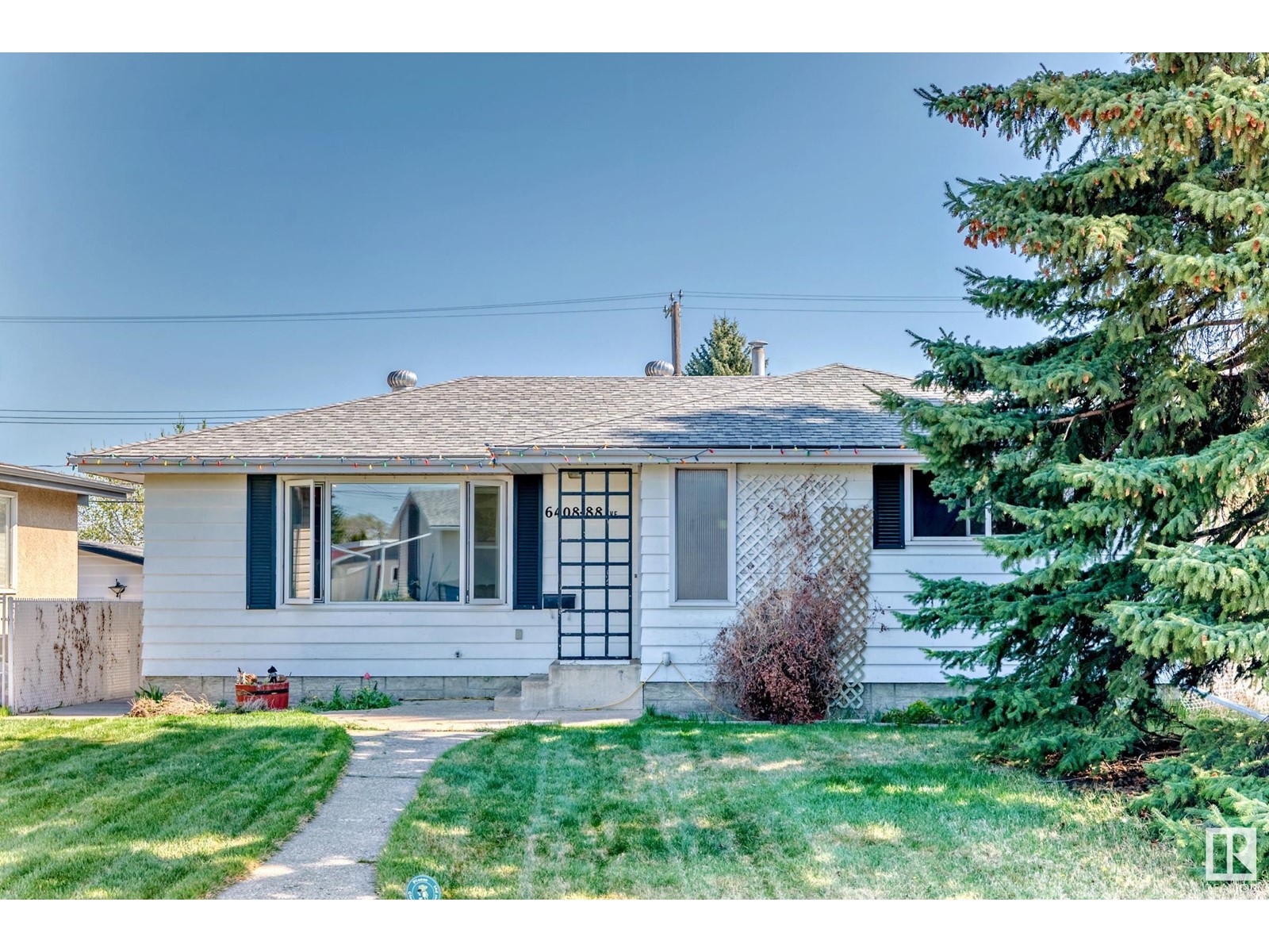 6408 88 AV NW