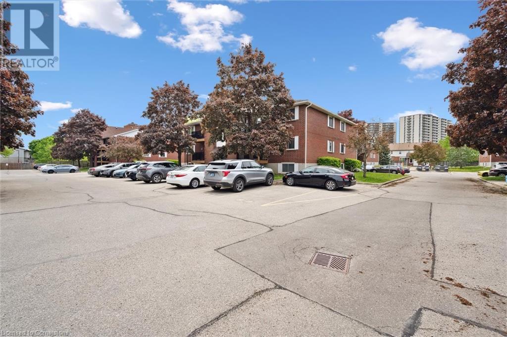 565 GREENFIELD Avenue Unit# 512