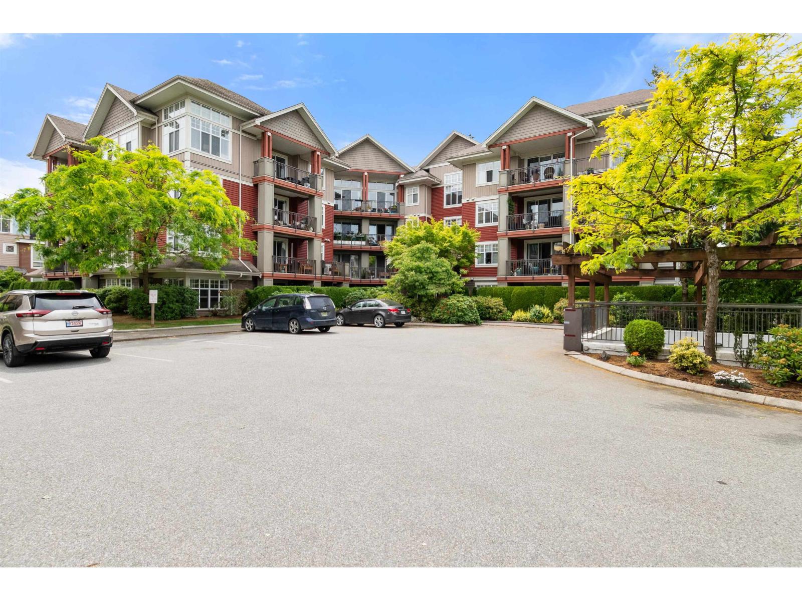 302A 45595 TAMIHI WAY|Garrison Crossing