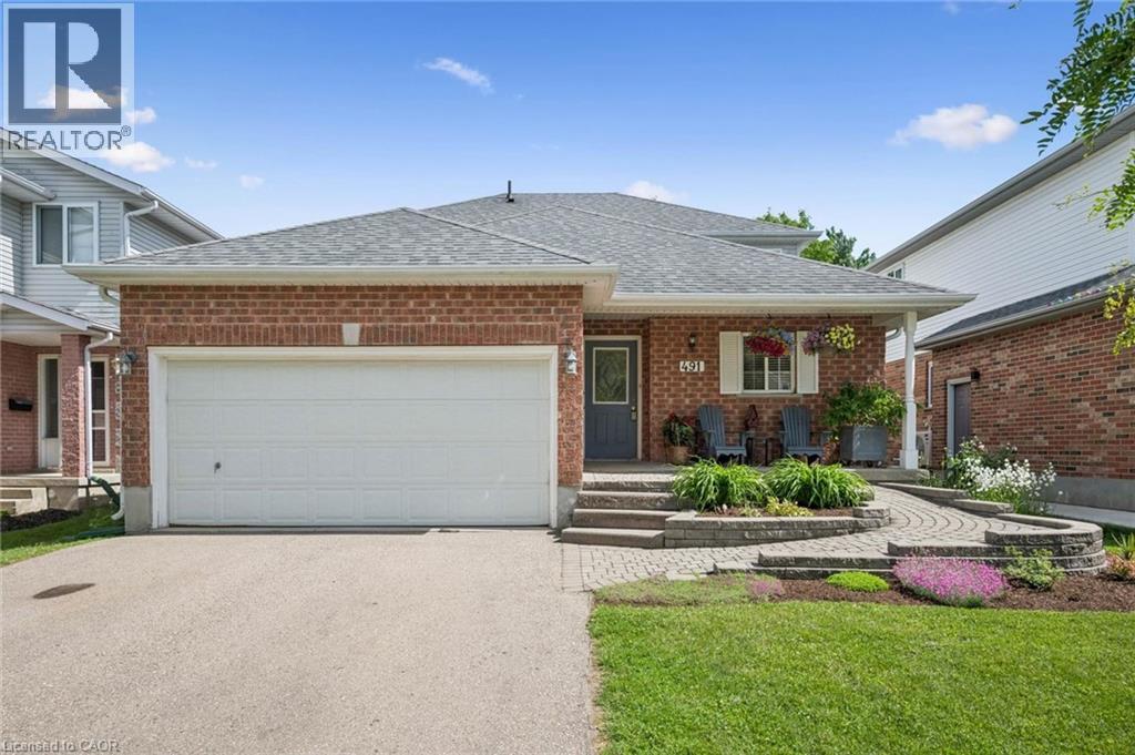 491 SANDBANKS Crescent