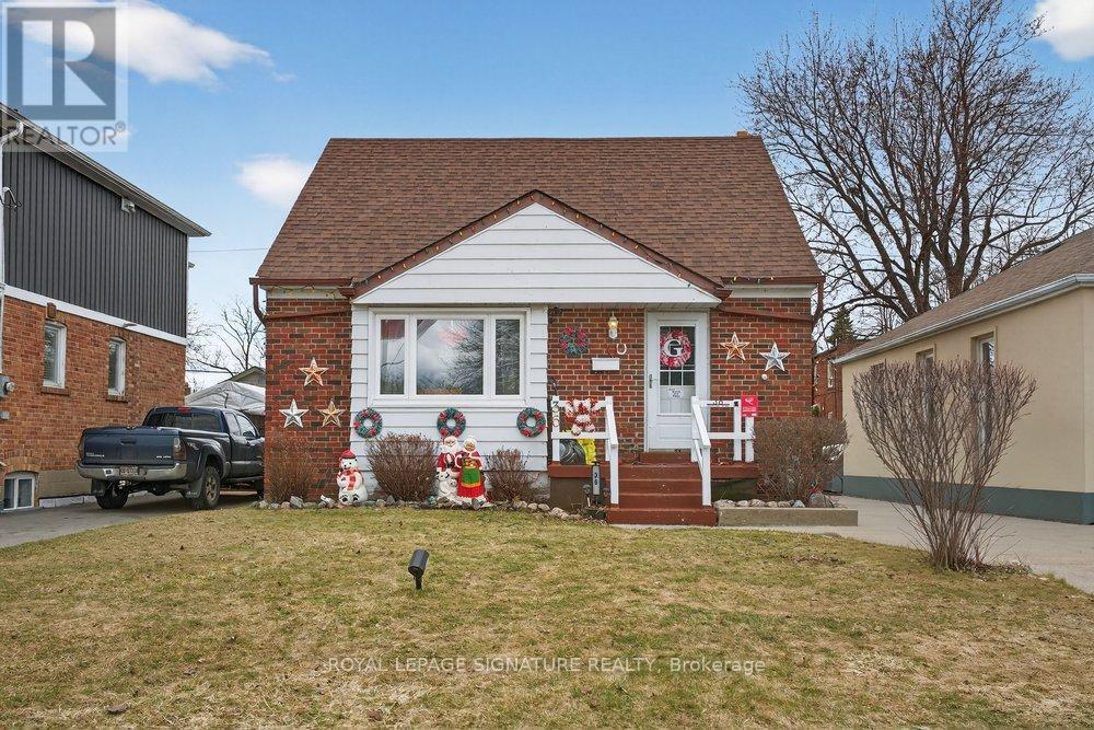 Photo 1 of 50 — 36 AINSDALE ROAD, Toronto (Wexford-Maryvale), ON M1R3Y8