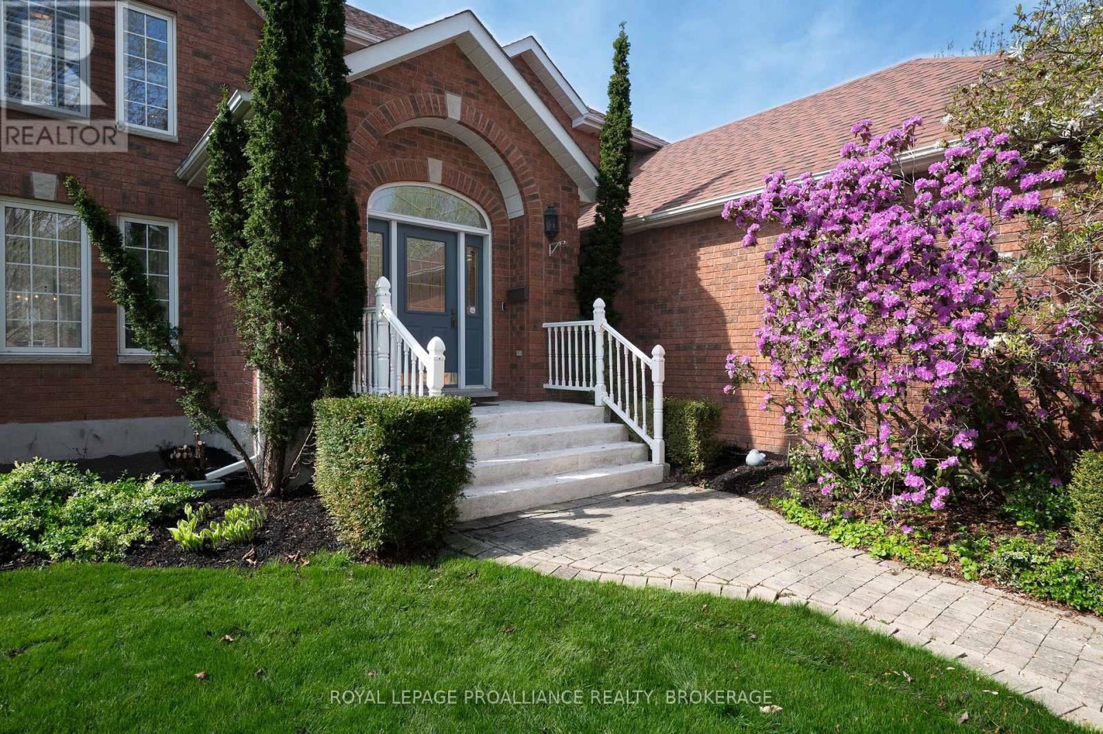 1055 WICKHAM CIRCLE